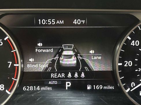 Used 2022 Nissan Rogue SV image 17