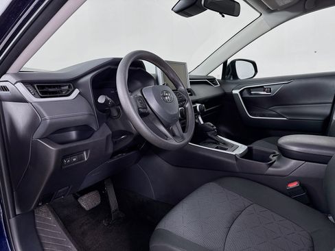 Certified 2025 Toyota RAV4 XLE AWD/4WD image 9
