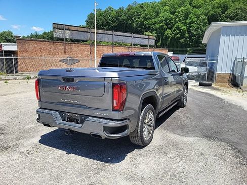 Used 2019 GMC Sierra 1500 Denali w/ Denali Ultimate Package AWD/4WD image 8