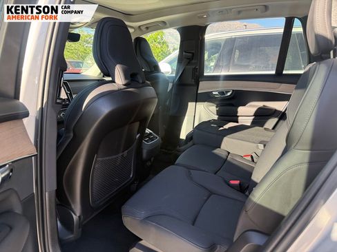 Used 2025 Volvo XC90 B6 Plus AWD/4WD image 4