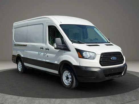Used 2019 Ford Transit 150 148 Medium Roof RWD image 3
