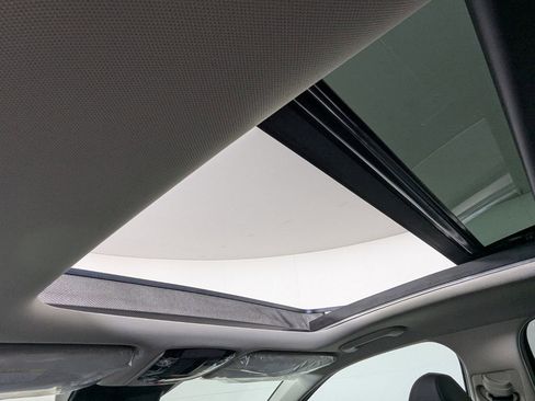 New 2026 Kia Sorento S w/ S Panoramic Sunroof Package image 29