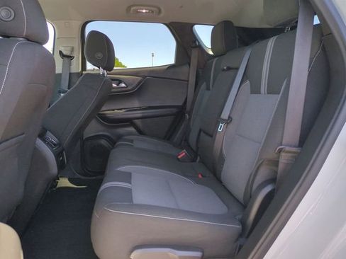 Used 2025 Chevrolet Blazer LT FWD image 28