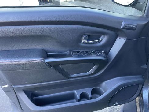 Used 2020 Nissan Titan PRO-4X w/ Pro-4x Convenience Package image 27