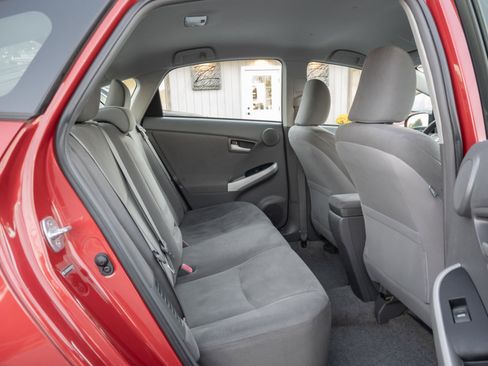 Used 2011 Toyota Prius Three image 24