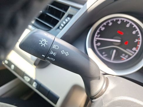 Used 2024 Toyota Camry XLE FWD image 21