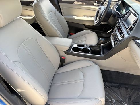 Used 2018 Hyundai Sonata Limited FWD image 10
