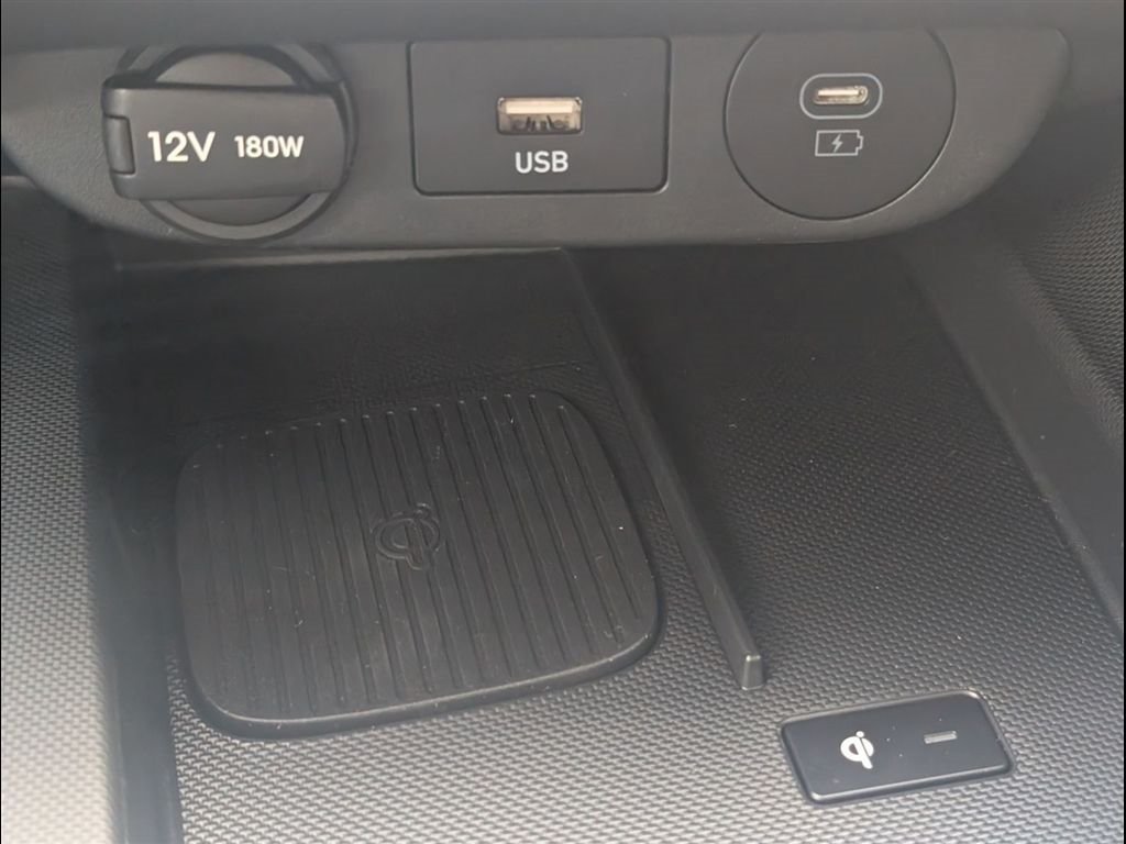 Used 2026 Hyundai Elantra Sport FWD image 21