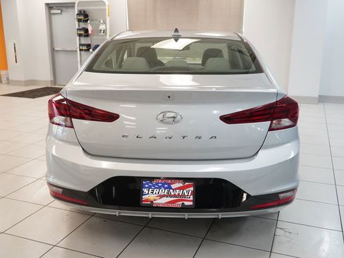 Used 2020 Hyundai Elantra Value Edition w/ Cargo Package (C1) FWD image 9