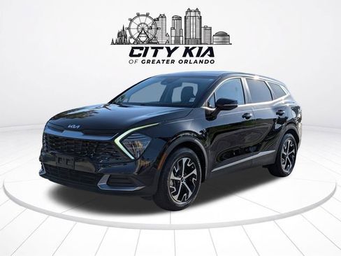 Certified 2025 Kia Sportage EX FWD image 2