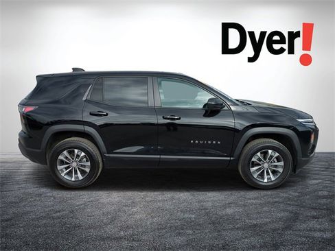 Certified 2025 Chevrolet Equinox LT image 2