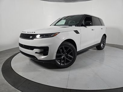 New 2025 Land Rover Range Rover Sport SE