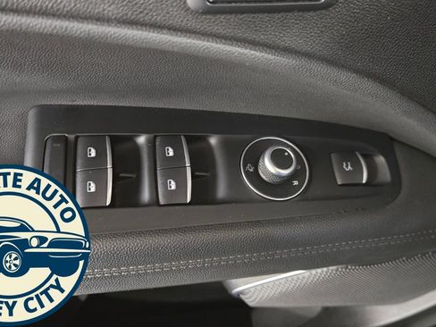 Used 2018 Alfa Romeo Stelvio Ti image 24