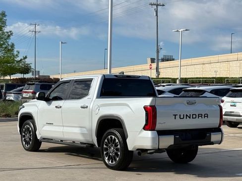 Used 2024 Toyota Tundra Limited w/ Power Package AWD/4WD image 4