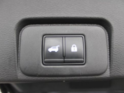 Used 2021 Nissan Rogue Platinum AWD/4WD image 33