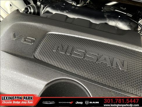 Used 2024 Nissan Pathfinder Platinum AWD/4WD image 31
