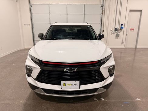 Used 2023 Chevrolet Blazer LT w/ Convenience Package image 2