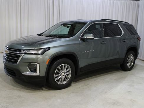 Used 2023 Chevrolet Traverse LT image 29