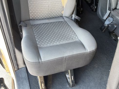 Used 2023 Ford Transit 350 XLT image 26