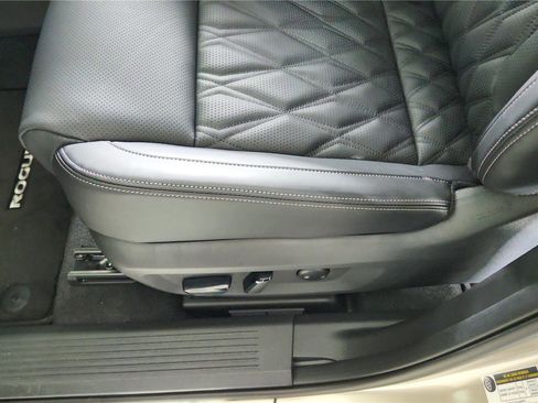 New 2026 Nissan Rogue Platinum w/ Platinum Premium Package image 18