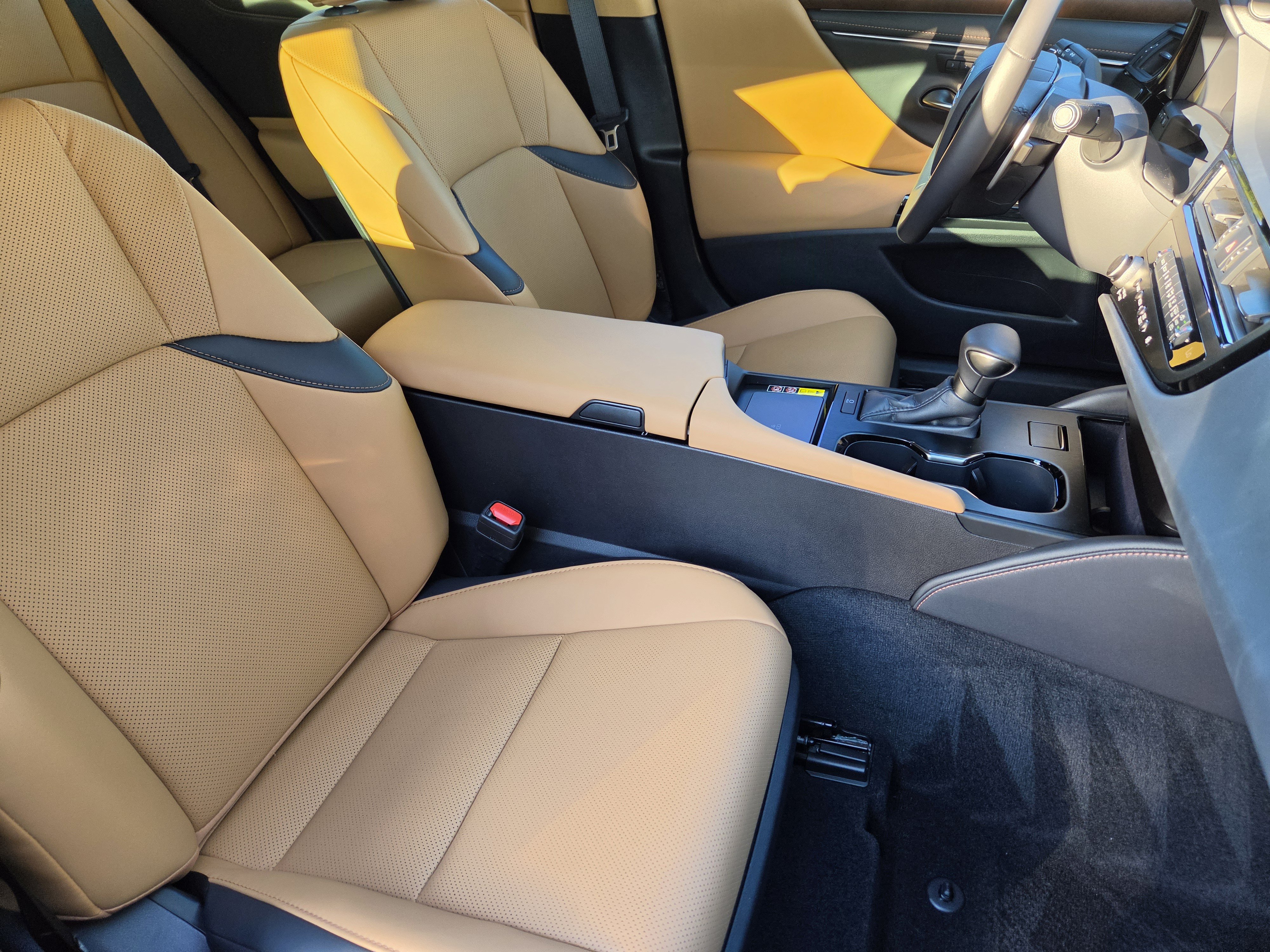 Used 2025 Lexus ES 350 w/ Premium Package FWD image 15