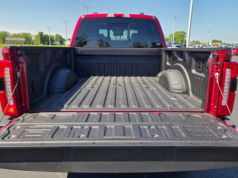 New 2026 Ford F350 Lariat w/ Black Appearance Package AWD/4WD image 17