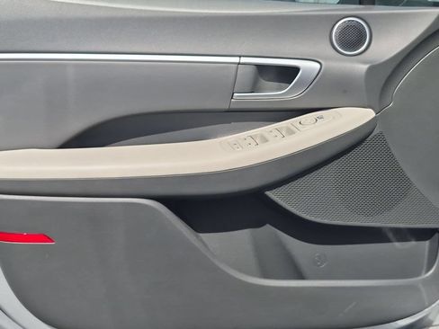 Used 2025 Hyundai Sonata SEL FWD image 11