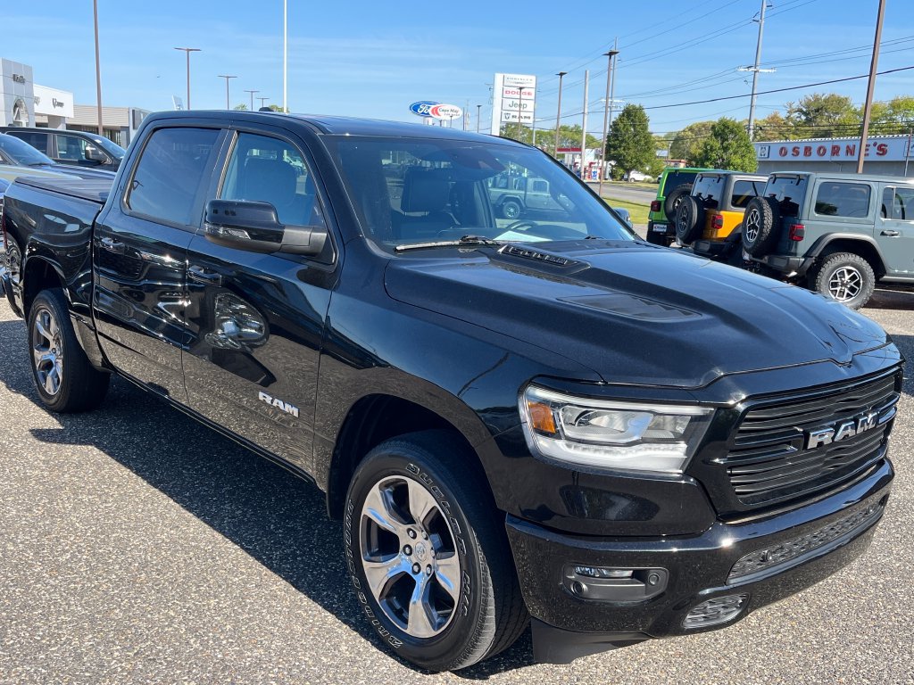 Used 2023 RAM 1500 Laramie AWD/4WD image 34