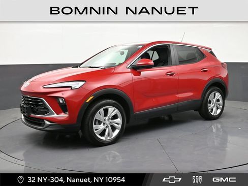 Used 2026 Buick Encore GX Preferred AWD/4WD image 1