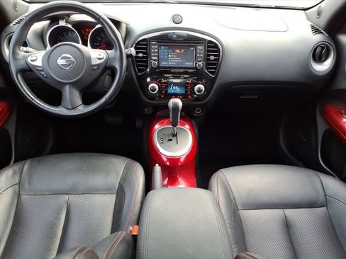 Used 2015 Nissan Juke SL image 14
