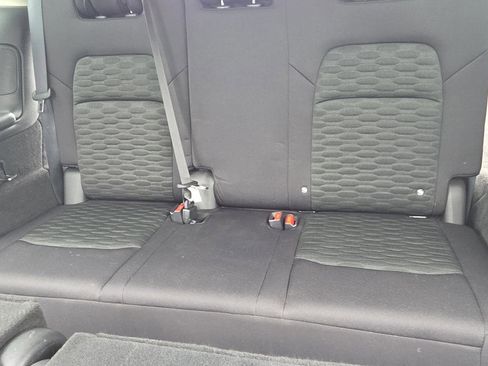 Used 2022 Nissan Pathfinder SV image 13