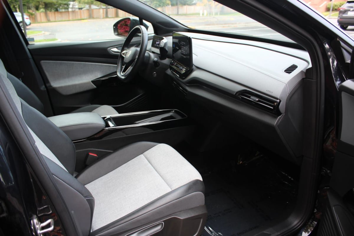 Used 2023 Volkswagen ID.4 Pro RWD image 25