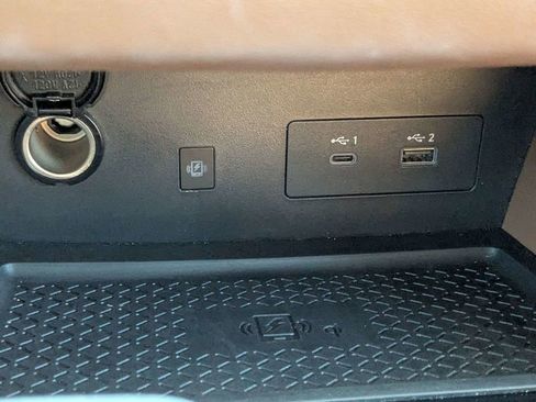 Used 2024 Nissan Pathfinder Platinum w/ Cargo Package FWD image 24