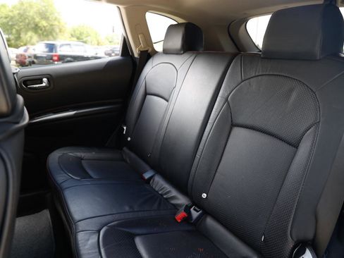 Used 2011 Nissan Rogue SV w/ SL Pkg FWD image 8