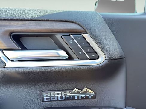 New 2026 Chevrolet Silverado 1500 High Country AWD/4WD image 12