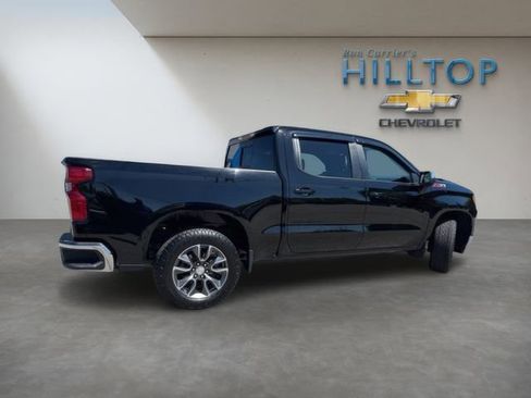 Used 2023 Chevrolet Silverado 1500 LT w/ Z71 Off-Road Package AWD/4WD image 5