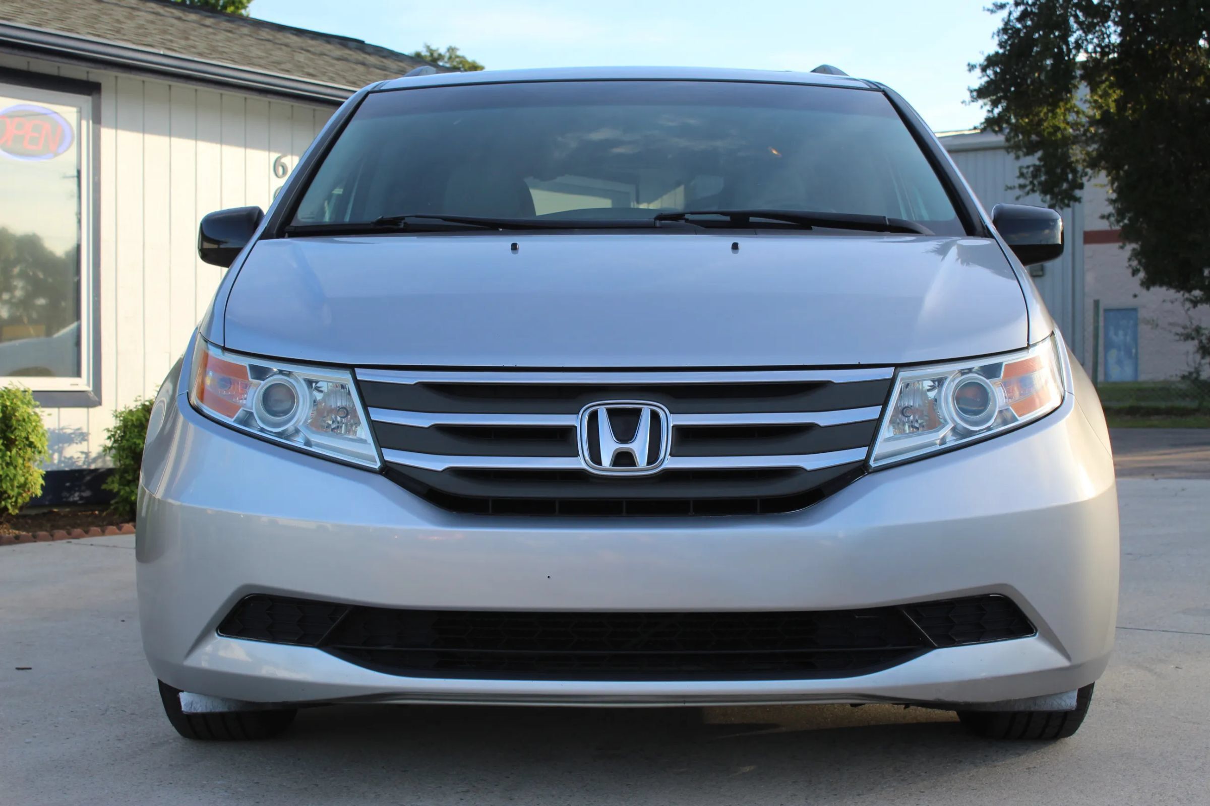 Used 2012 Honda Odyssey EX-L image 8
