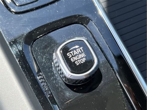 Used 2024 Volvo S60 B5 Core image 36