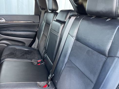 Used 2018 Jeep Grand Cherokee Altitude image 38