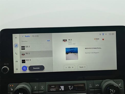 Used 2025 Toyota Grand Highlander AWD image 12