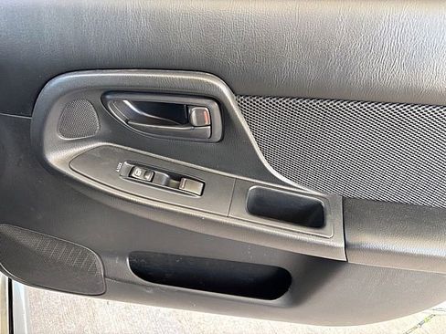 Used 2004 Subaru Impreza WRX Wagon AWD/4WD image 10