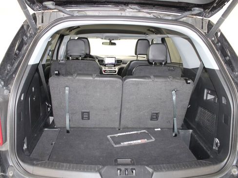 Used 2023 Ford Explorer XLT w/ Equipment Group 202A image 13