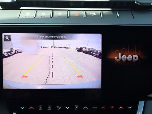 New 2026 Jeep Grand Cherokee L Limited AWD/4WD image 26