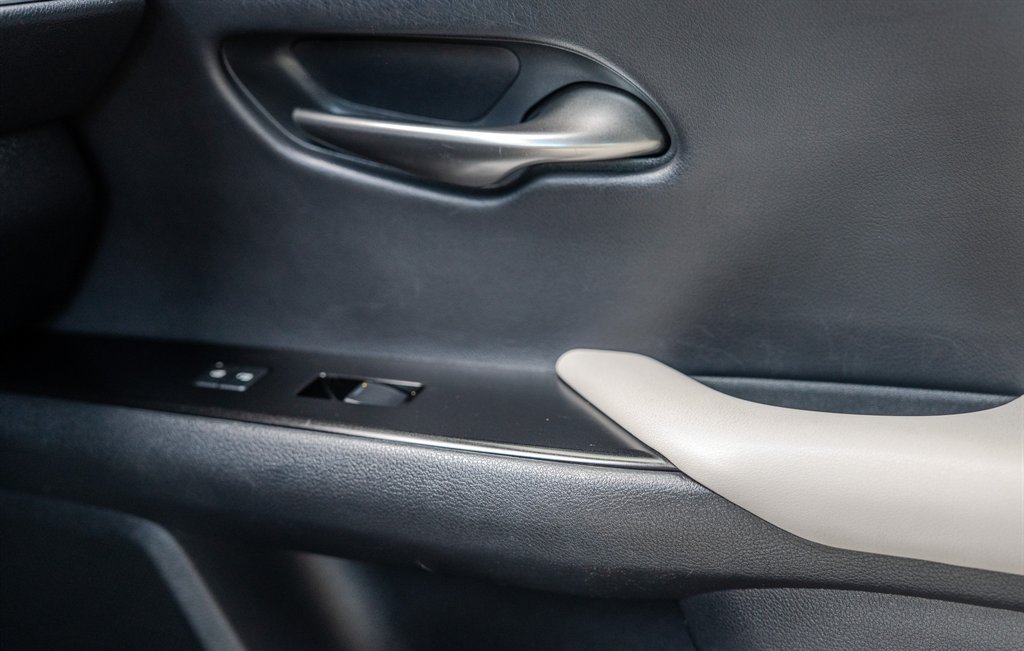 Used 2019 Lexus UX 200 FWD image 24