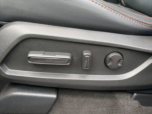 Used 2025 Honda Pilot TrailSport image 19