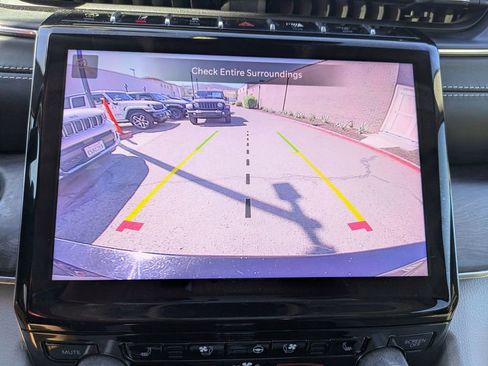 Certified 2021 Jeep Grand Cherokee L Overland w/ Luxury Tech Group IV image 21