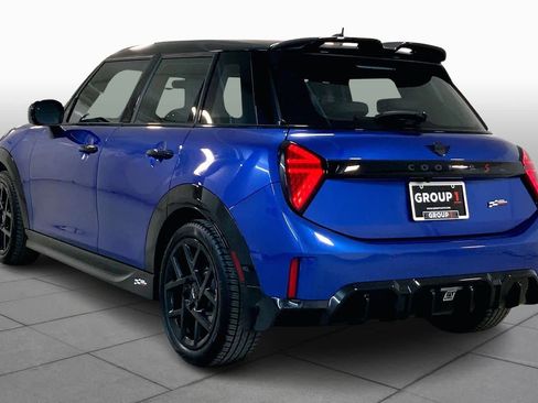 Certified 2025 MINI Cooper S image 11