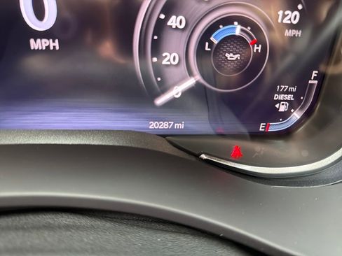 Used 2024 RAM 2500 Laramie w/ Night Edition image 18