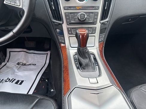 Used 2010 Cadillac CTS Premium RWD image 18
