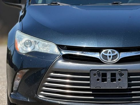 Used 2016 Toyota Camry LE FWD image 11